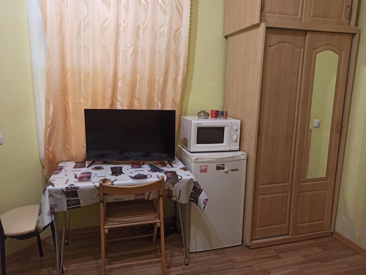 Смарт-Економ,10 Хв До Ж/Д Вокзалу Appartement Lviv Buitenkant foto